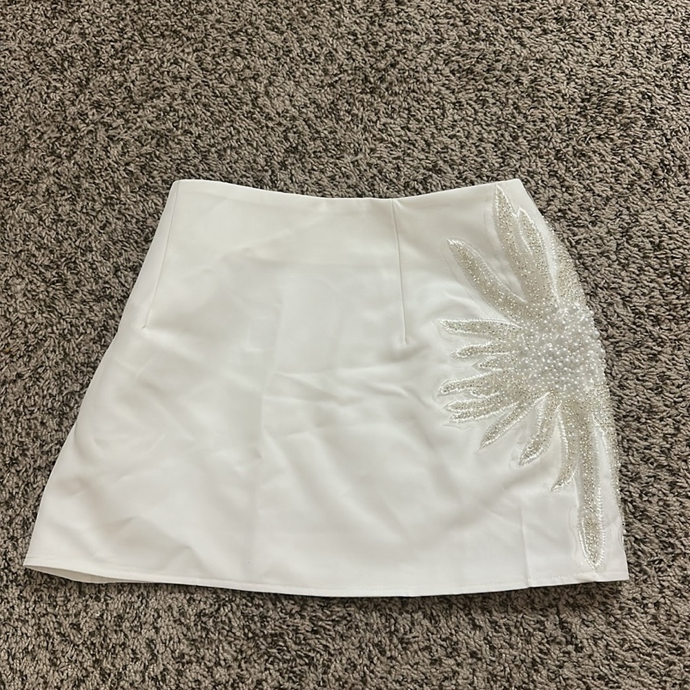 Elegant White Mini Skirt with Pearl and Offwhite / Silver Embellishment